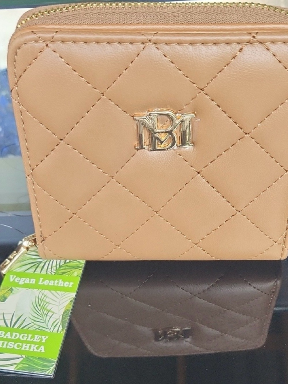 Badgley Mischka Quilted Vegan Leather Large square wallet Taupe - Picture 4 of 7
